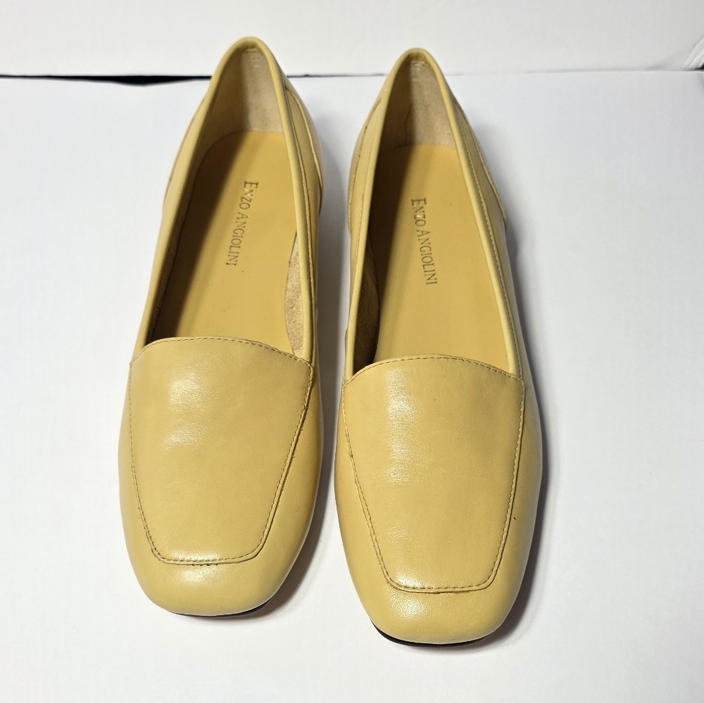 Enzo Angiolini Women's Cream Loafers